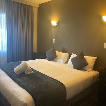 The Astor Hotel Motel Goulburn Δωμάτιο φωτογραφία