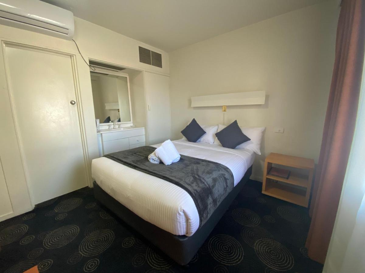 The Astor Hotel Motel Goulburn Εξωτερικό φωτογραφία