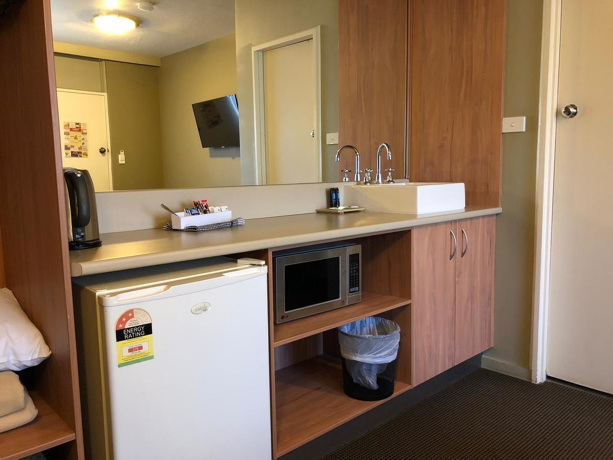 The Astor Hotel Motel Goulburn Εξωτερικό φωτογραφία